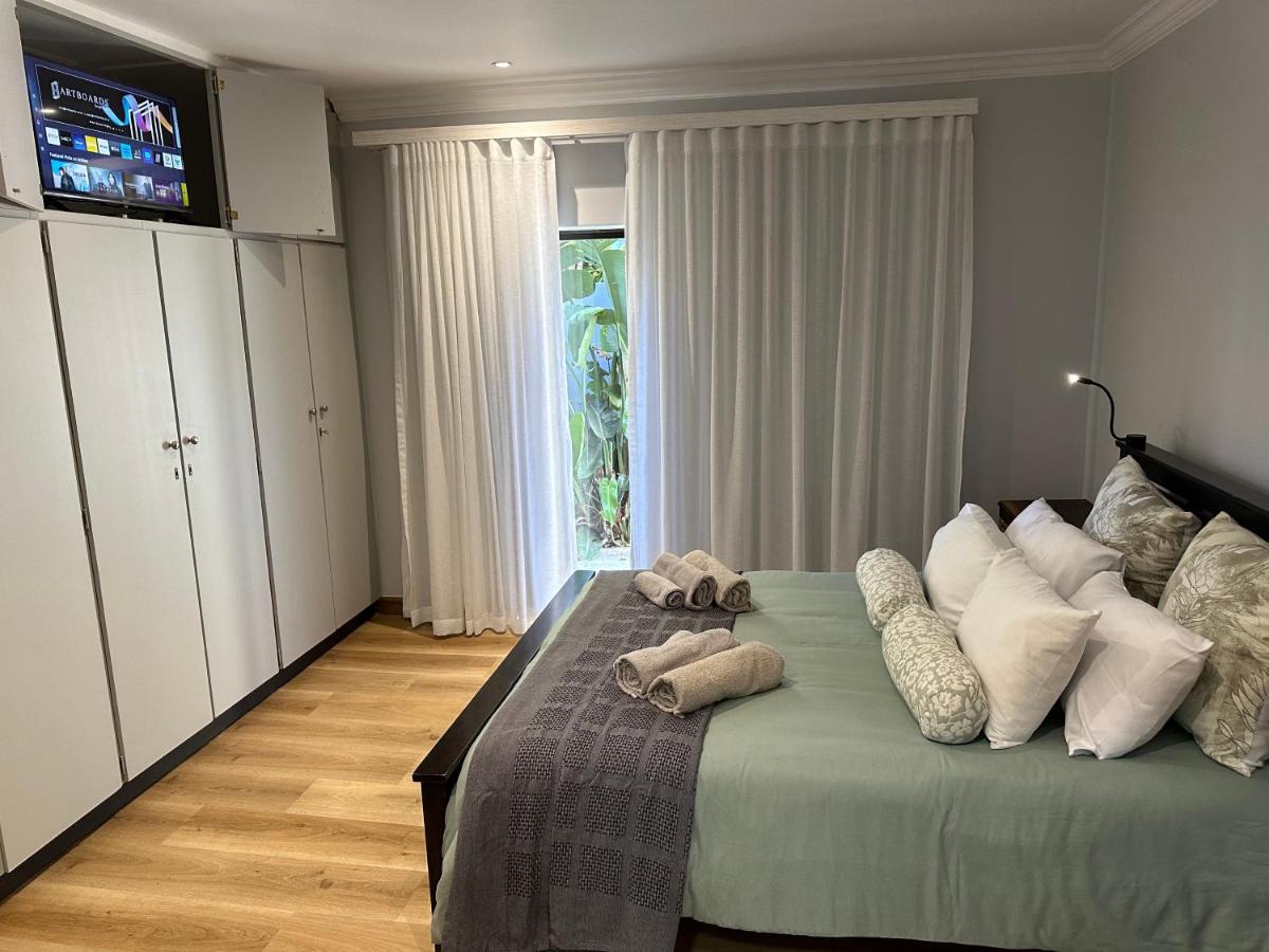 Tranquil Private Rooms Hermanus Exteriör bild